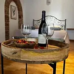 Il Grappolo D'alba Alba (Piedmont)