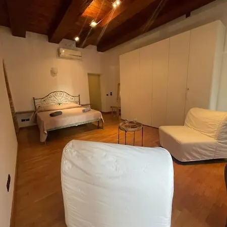 Il Grappolo D'alba * Alba (Piedmont)